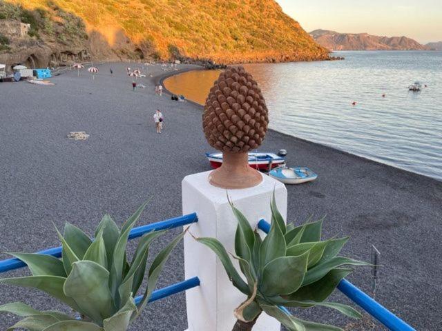 레니 Il Nido Di Rinella, Casa Sulla Spiaggia 빌라 외부 사진